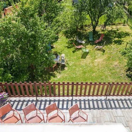 Aux Mirabelles Chez Florence Thierry